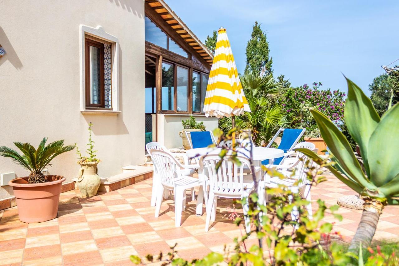Villa Verde Con Vista Sul Mare San Vito Lo Capo Exterior photo